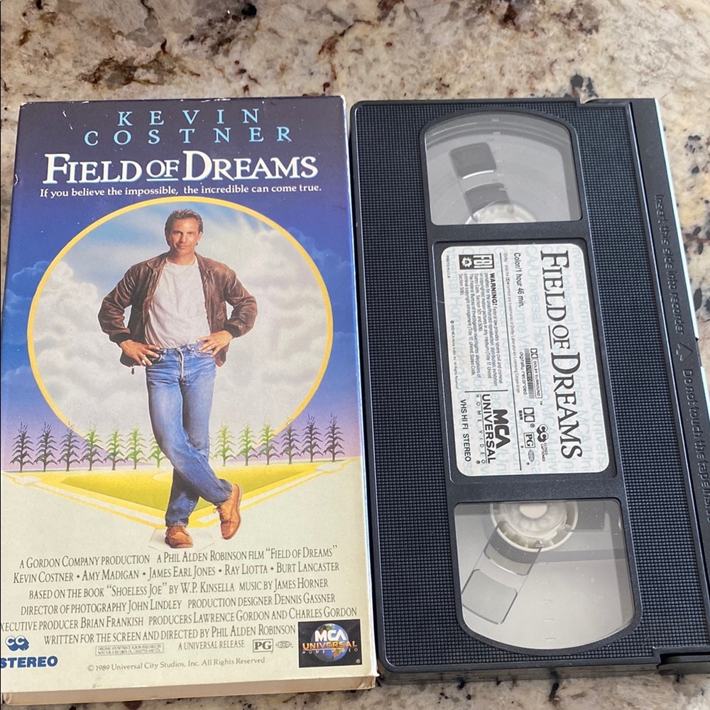 Field of Dreams VHS Tape